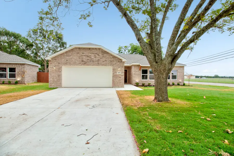 1019 Holiday Drive, Sherman, TX 75090 - Image #3