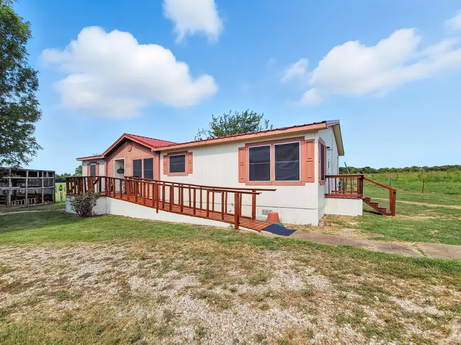 1652 County Road 1121, Farmersville, TX 75442 - Image #3