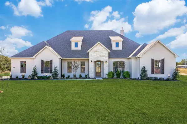 1016 Emery Court, Willow Park, TX 76087