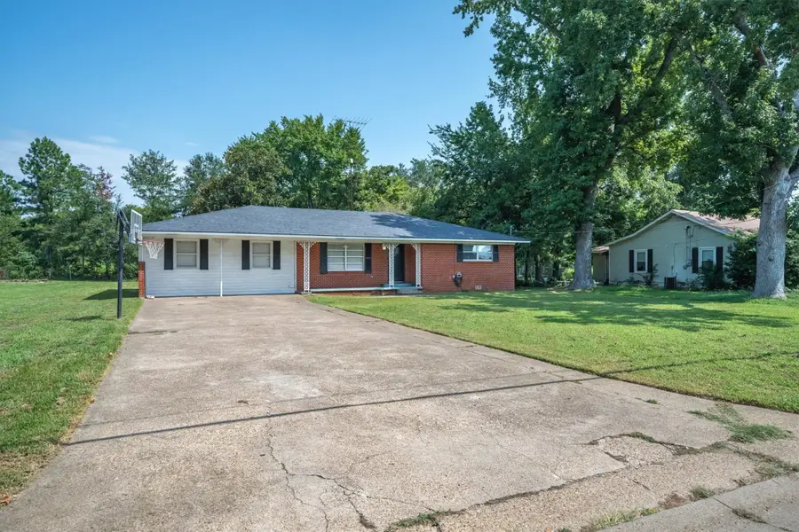 200 W Kansas Street, Van, TX 75790 - Image #2