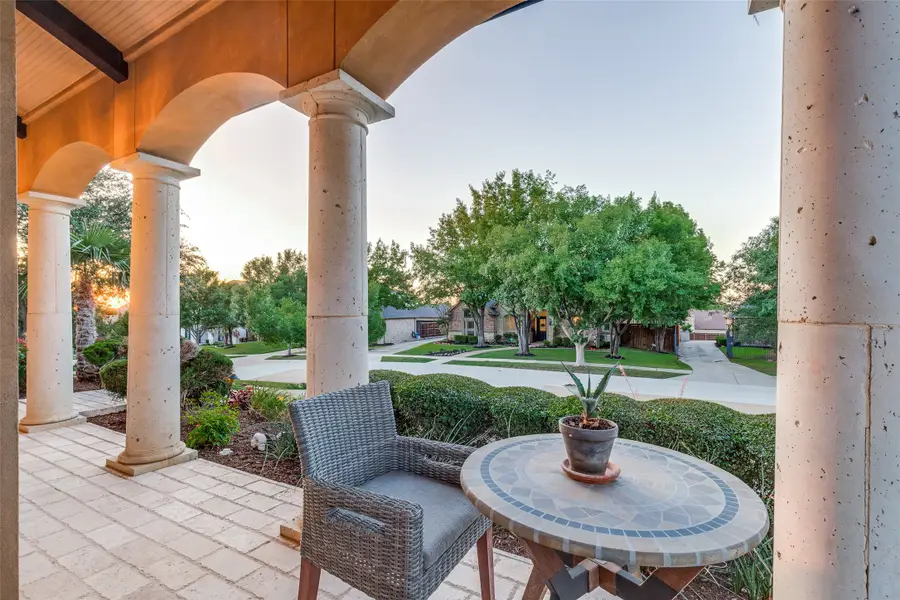 2606 Queen Elizabeth Boulevard, Lewisville, TX 75056 - Image #2