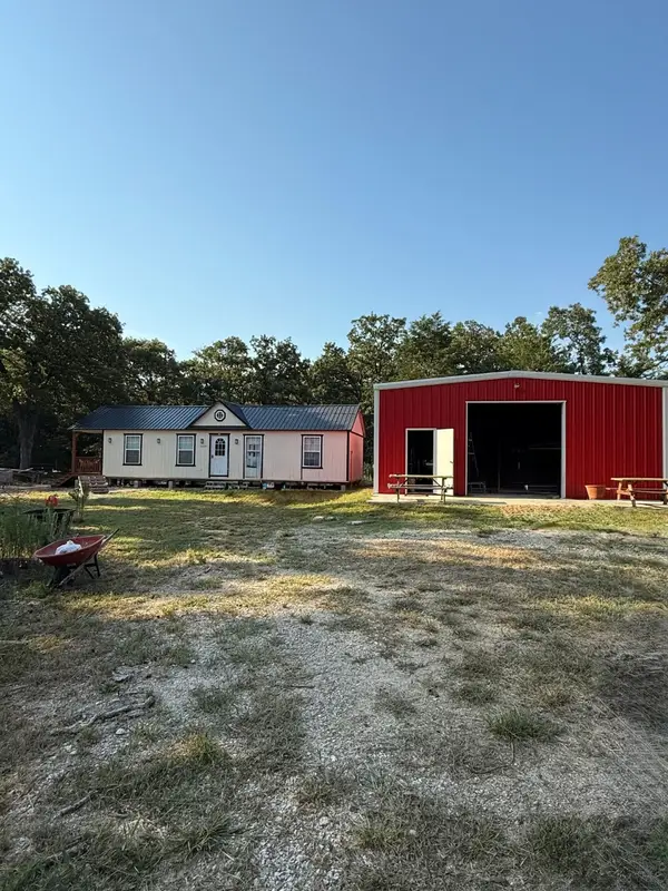 9592 R And R Circle, Kemp, TX 75143