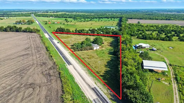 9415 State Highway 50, Ladonia, TX 75449