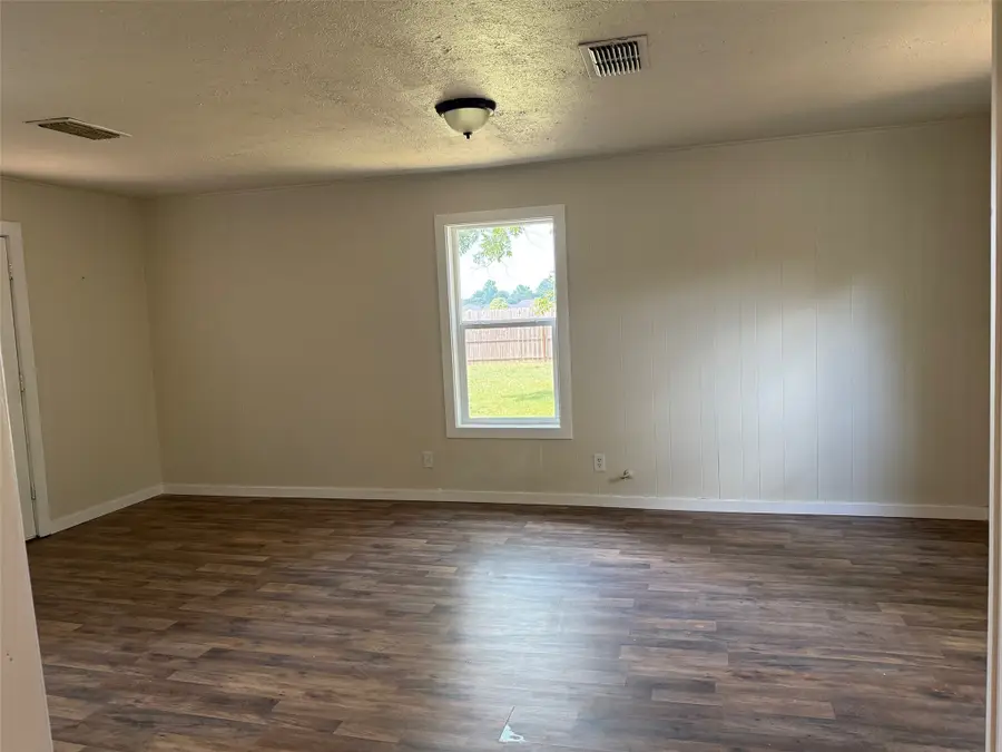 605 Abney, Whitesboro, TX 76273 - Image #3