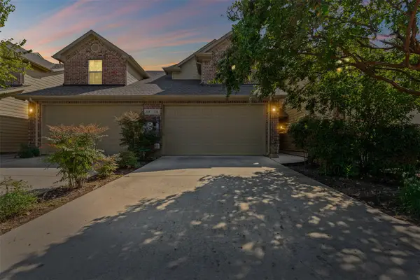 122 Barrington Lane, Lewisville, TX 75067