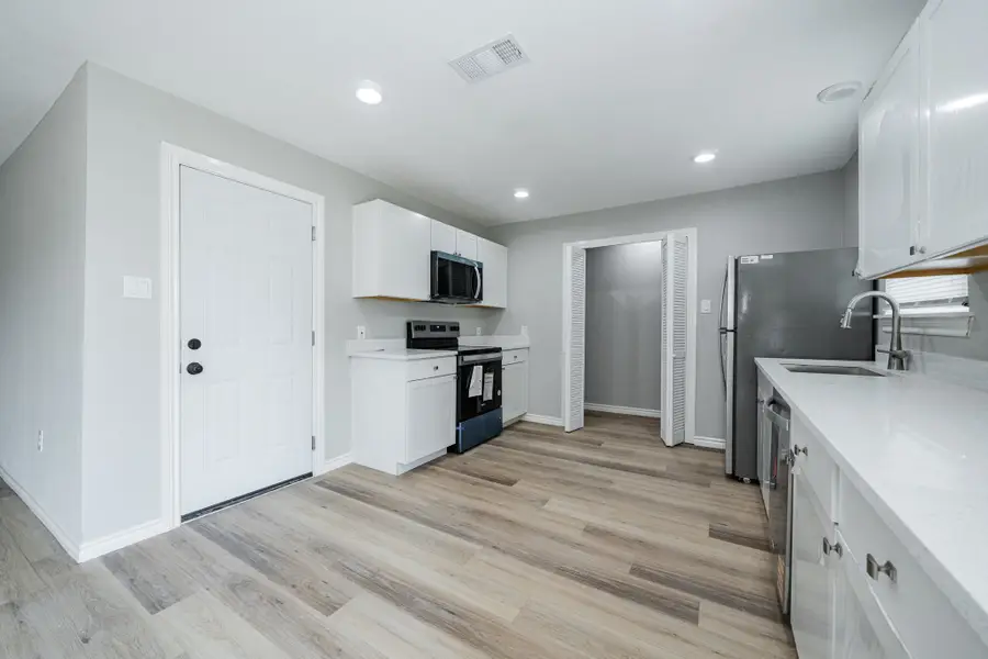 613 Jefferson Avenue, Princeton, TX 75407 - #2