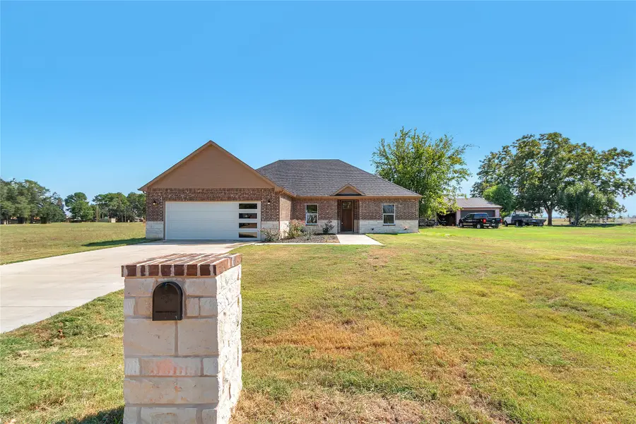 112 Lbj Ranch Road, Trinidad, TX 75163 - Image #2