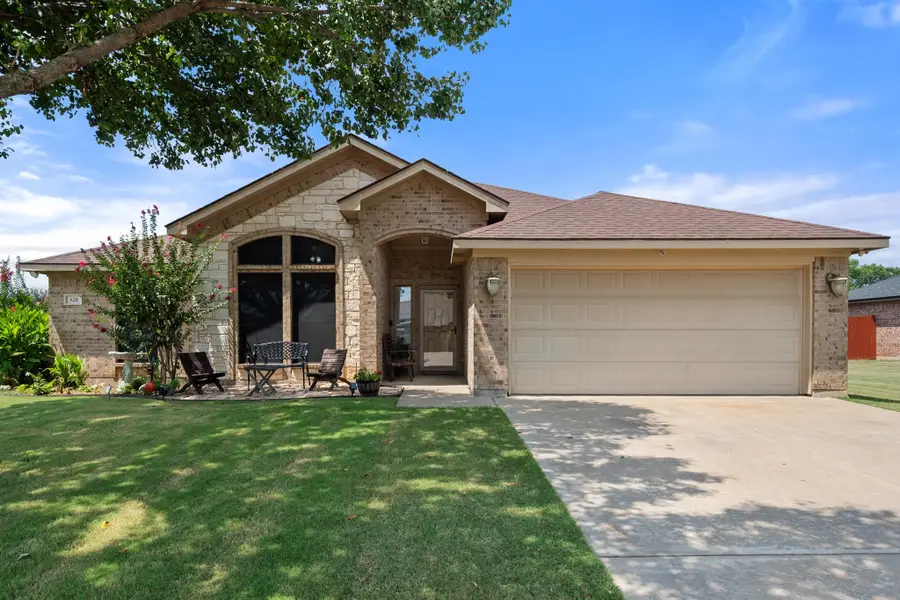 628 E Sheila Circle, Joshua, TX 76058 - Image #2