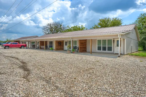 7261 State Highway 276, Point, TX 75472