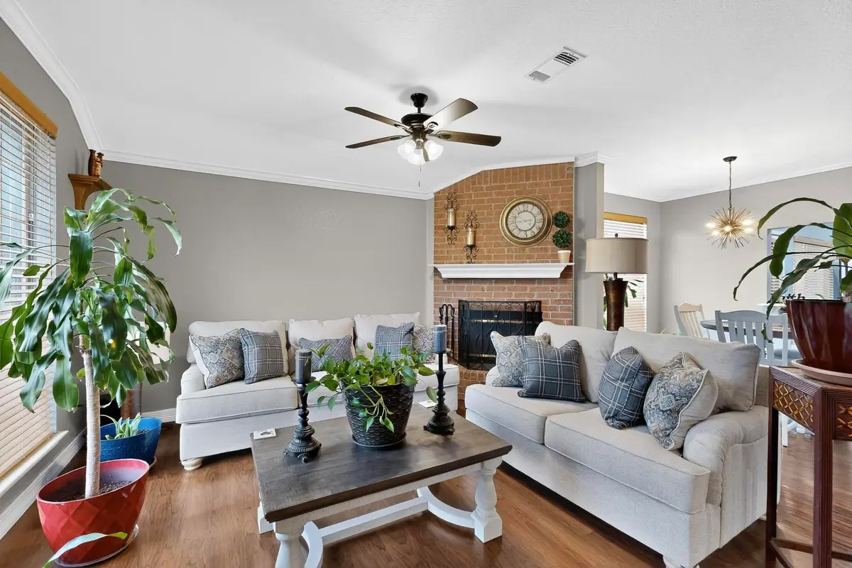 500 Glenwood Drive, Lancaster, TX 75146 - Image #1