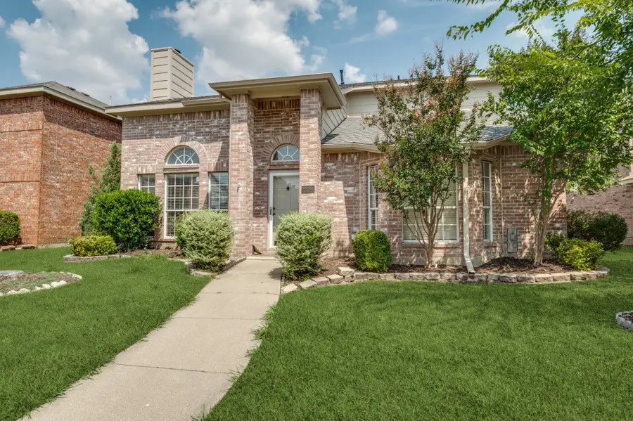 2261 Bresee Drive, Carrollton, TX 75010 - Image #2