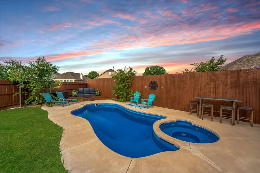 109 Abbey Road, Waxahachie, TX 75165 - Image #3