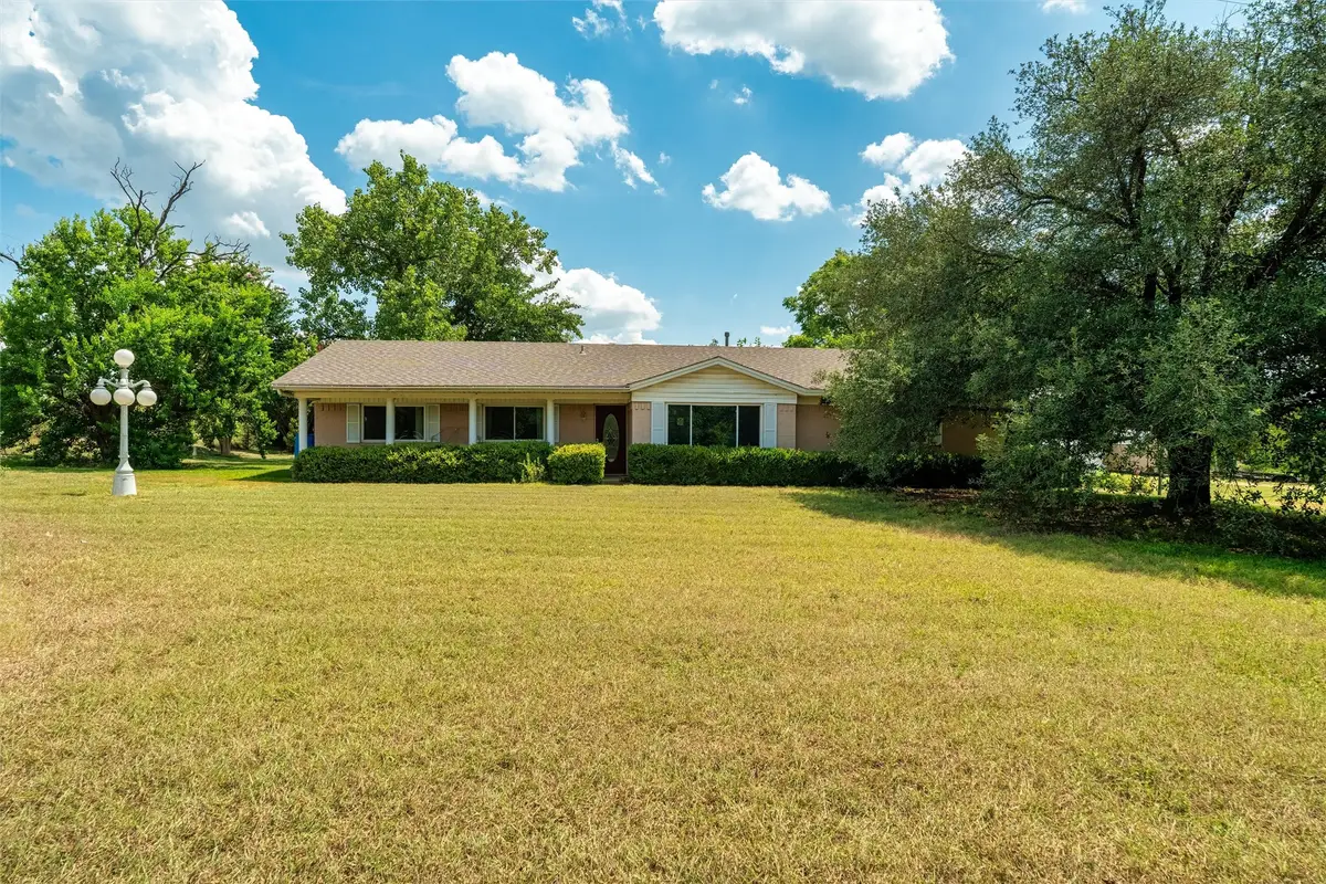 4916 County Road 707, Alvarado, TX 76009 - Image #1