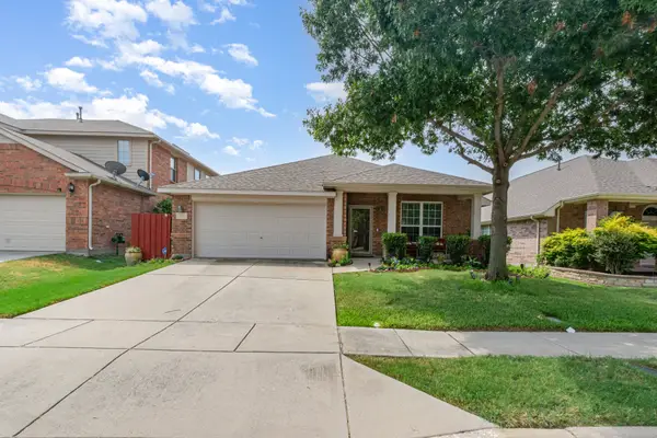 1612 Nighthawk Drive, Little Elm, TX 75068