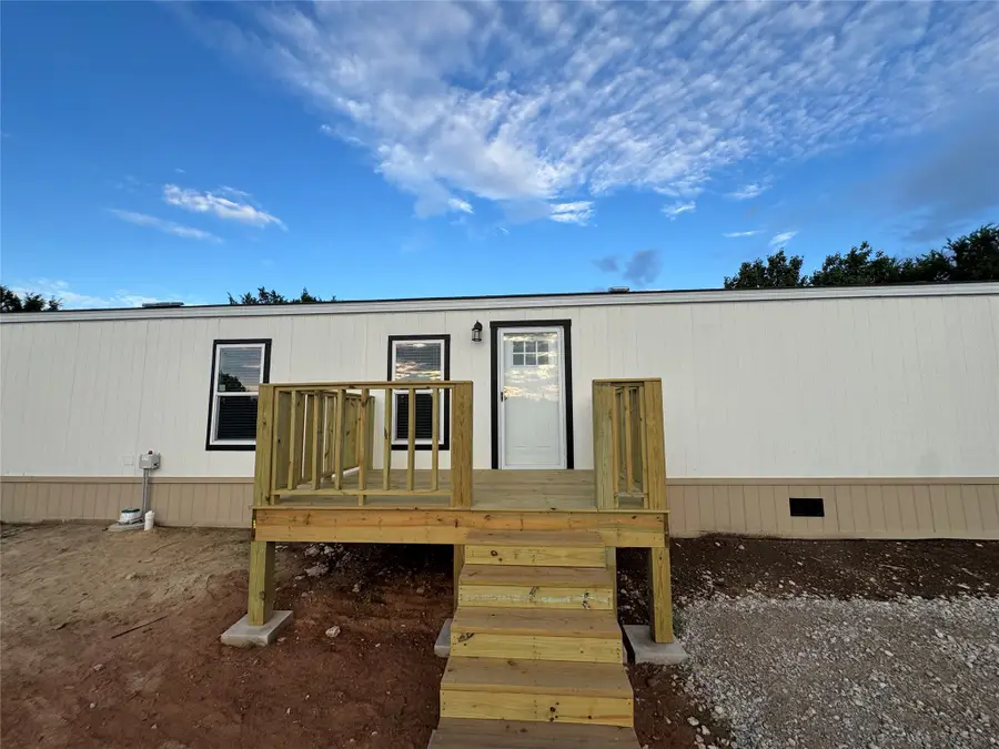 2225 Woodview Trail, Granbury, TX 76048 - Image #3