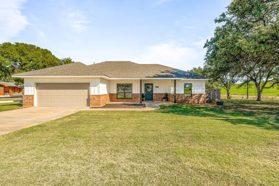 1501 Johnson Road #A, Iowa Park, TX 76367 - Image #3