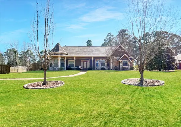 225 W Burton Street, Longview, TX 75603