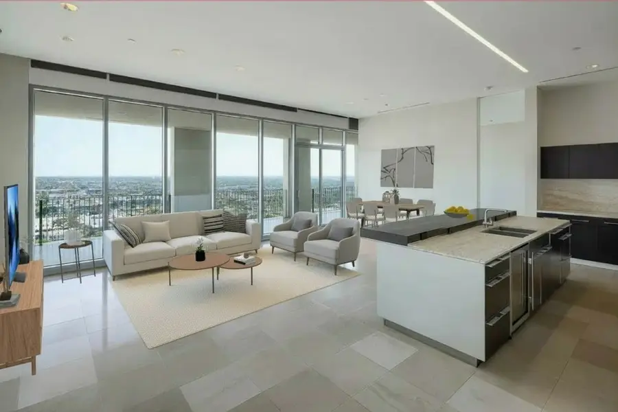 1717 Arts Plaza #2204, Dallas, TX 75201 - Image #3