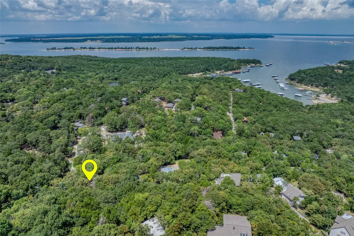 11 Mayfield Lane, Pottsboro, TX 75076 - Image #1