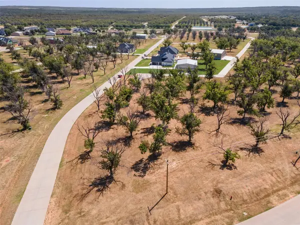 7000 W Landings Road, Granbury, TX 76049