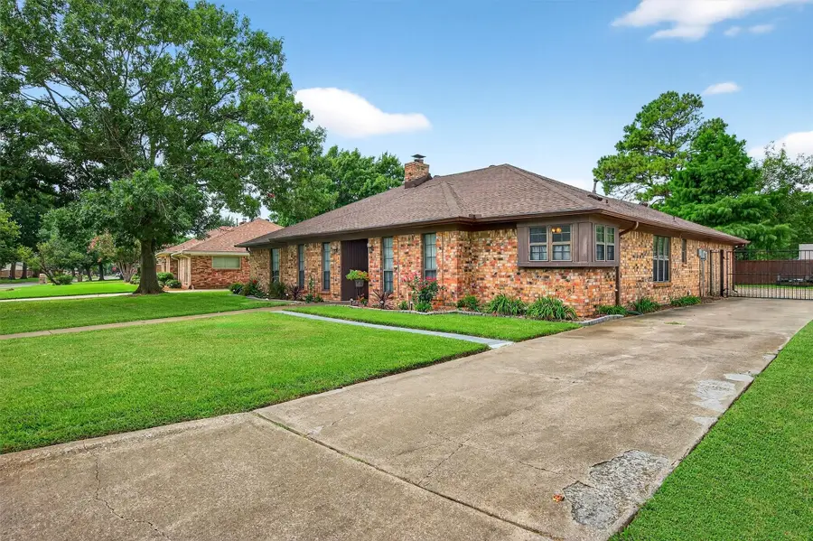 3116 Anthony Drive, Sherman, TX 75092 - Image #2