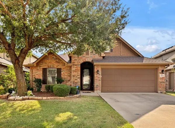 1505 Wickham Drive, Burleson, TX 76028
