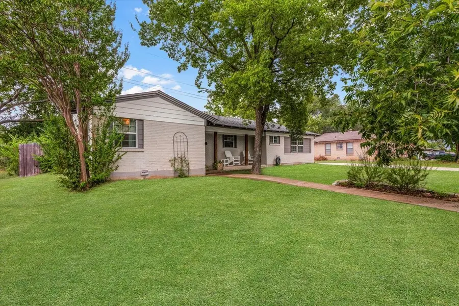 3721 London Lane, Richland Hills, TX 76118 - #3