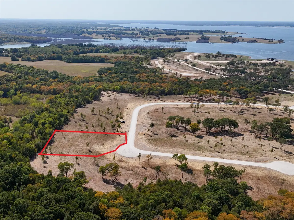 422 Timberland Heights, Windom, TX 75492 - #1