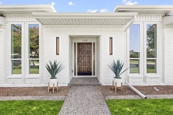 1002 Windsong Trail, Richardson, TX 75081