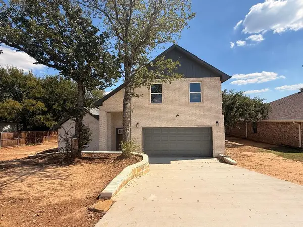 504 Bellaire Circle, Mineral Wells, TX 76067