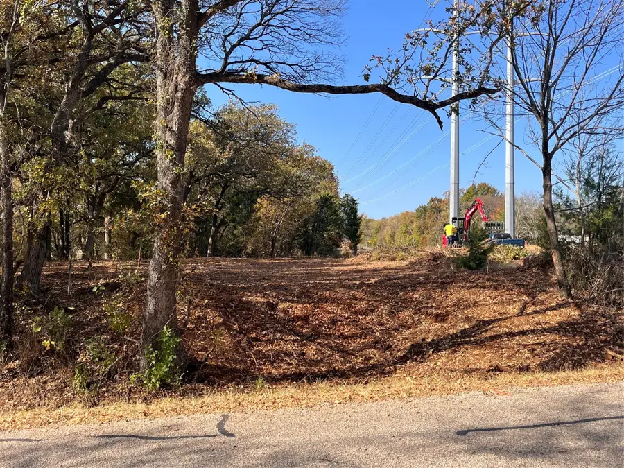 1922 Walter Smith Road, Azle, TX 76020 - Image #2