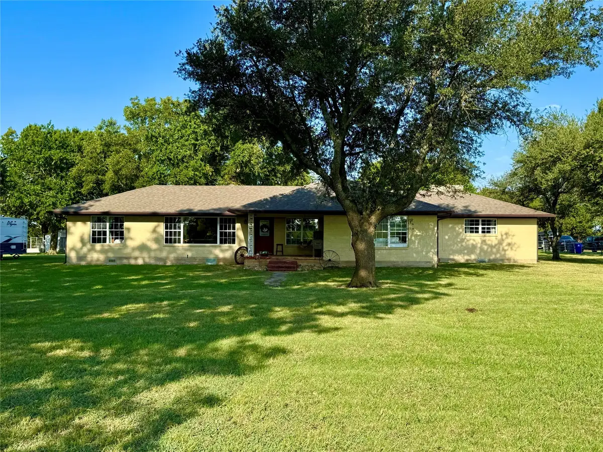 1703 County Road 312, Gainesville, TX 76240 - Image #1