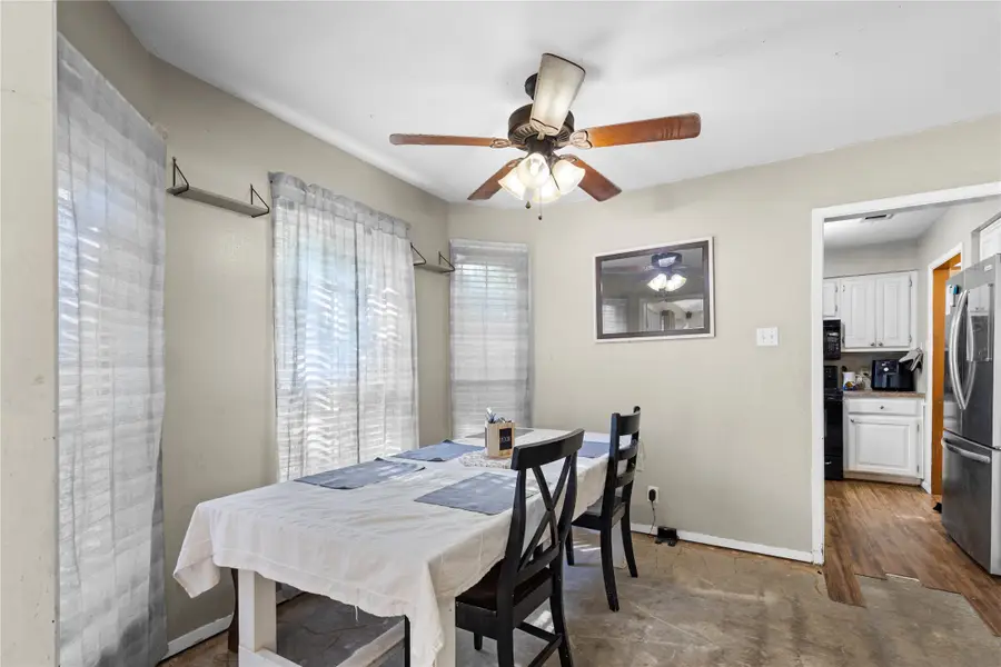 746 S Valentine Drive, Sherman, TX 75090 - Image #2