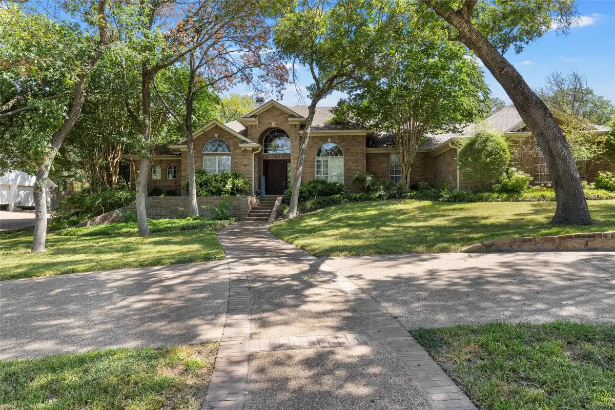 18 Timber Ridge Trail, Lorena, TX 76655 - Image #1