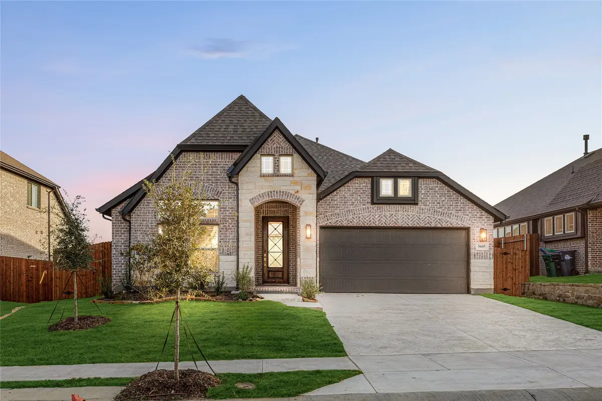 5605 Hazelnut Lane, Justin Roanoke, TX 76226 - Image #1