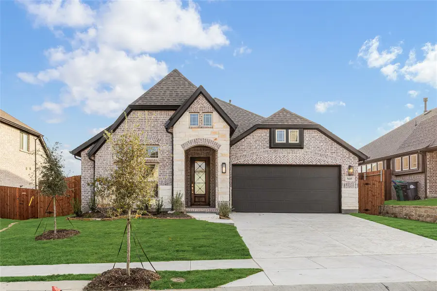 5605 Hazelnut Lane, Justin Roanoke, TX 76226 - Image #2