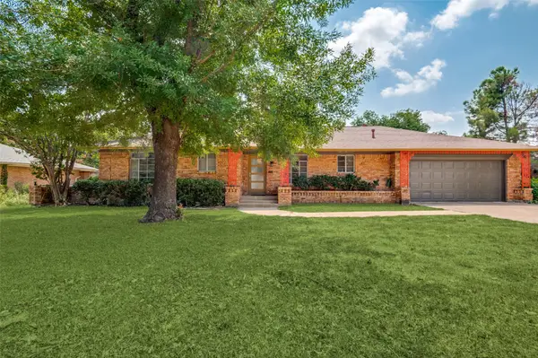 620 Woolsey Drive, Dallas, TX 75224