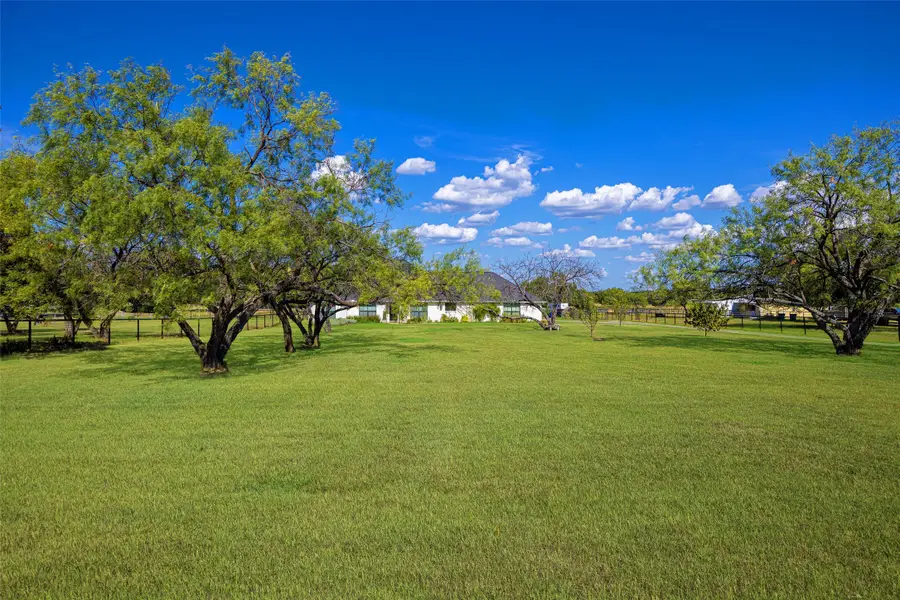 234 Whispering Trails Street, Argyle, TX 76226 - Image #2