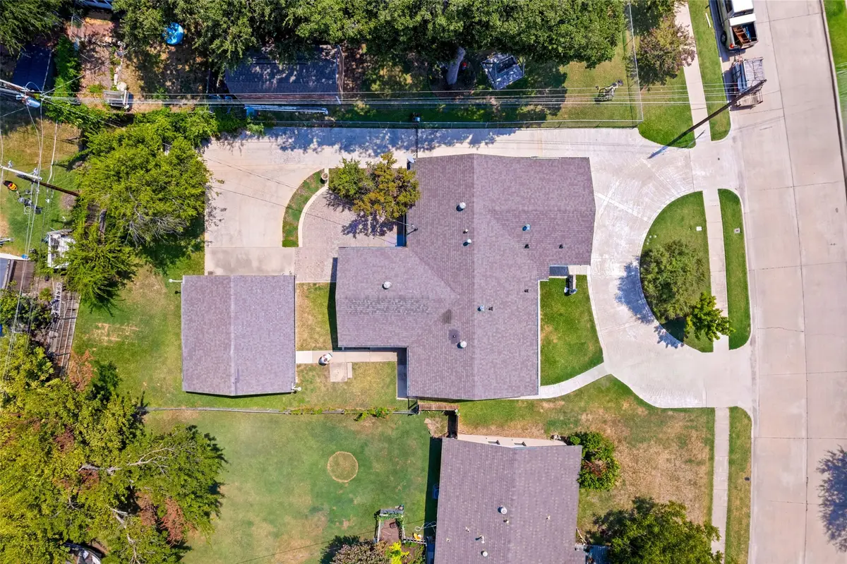 1054 Shadow Wood Lane, Lewisville, TX 75067 - Image #1