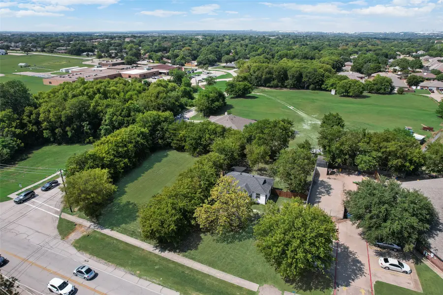 403 E Parkerville Road, Desoto, TX 75115 - Image #3