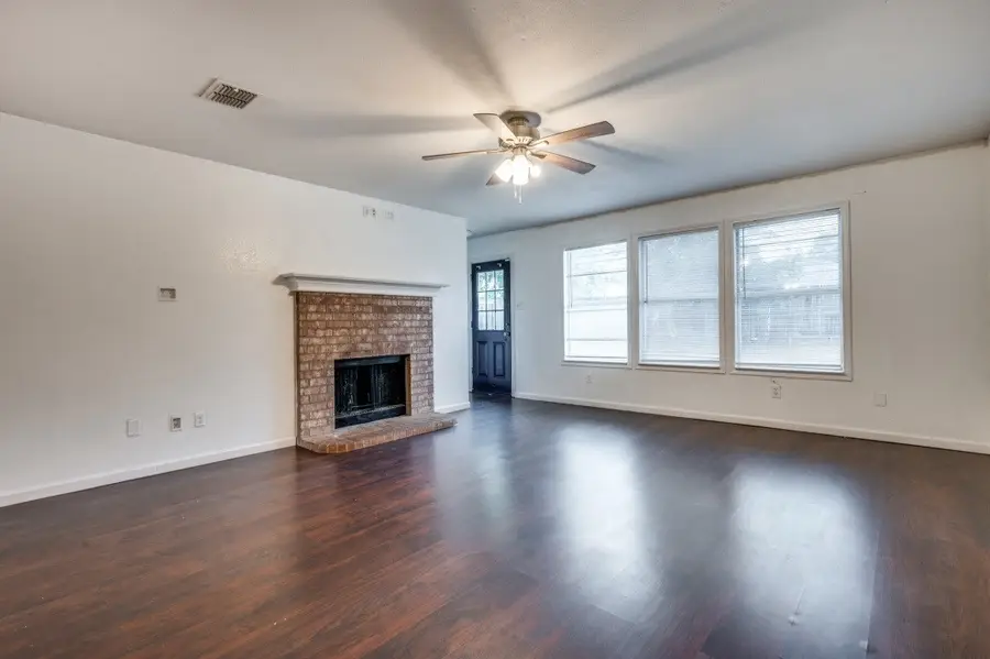 1580 Chivalry Lane, Little Elm, TX 75068 - Image #2