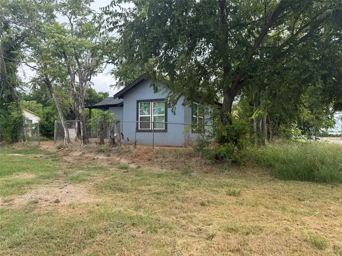 701 N Lamar Street, Wichita Falls, TX 76306 - Image #1