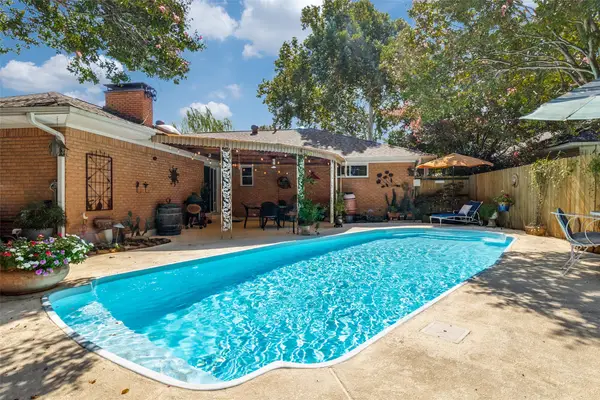 8493 Swift Avenue, Dallas, TX 75228