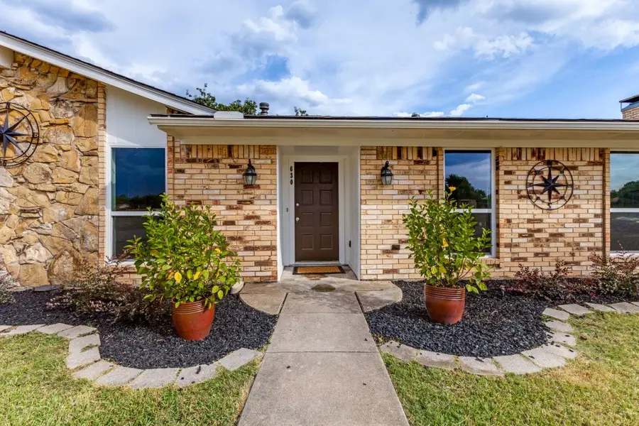 630 Grinnell Drive, Garland, TX 75043 - Image #2
