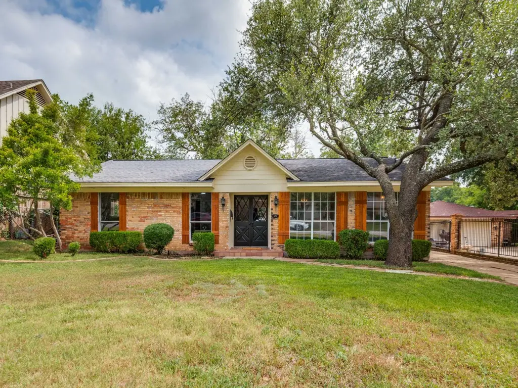 526 E Center Street, Duncanville, TX 75116 - Image #1