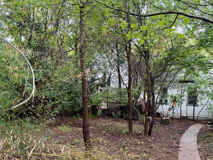 9034 Daytonia Avenue, Dallas, TX 75218 - Image #2