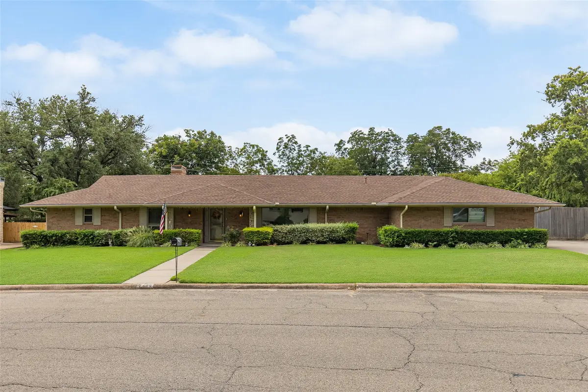2405 Webb Avenue, Greenville, TX 75402 - Image #1