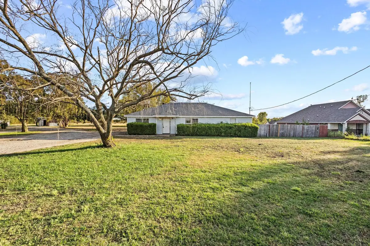 1206 E Fm 902, Howe, TX 75459 - Image #1