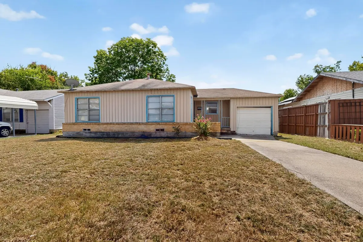 2122 Monterrey Avenue, Dallas, TX 75228 - Image #1