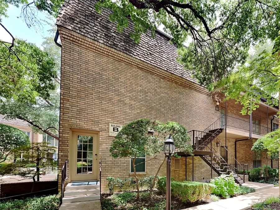 4312 Bellaire Drive S #211, Fort Worth, TX 76109 - Image #2